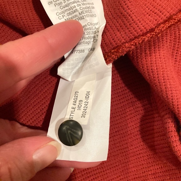 Madewell Texture & Thread Button-Wrap Top, Size S, Red (Rust)/Burnt Orange - Picture 10 of 13